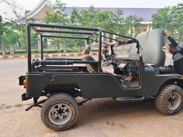 Toyota Hiro 2.0 4x4 - Image 3
